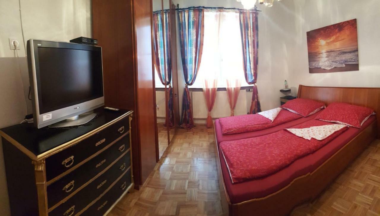 אולריכסברג Privatzimmer Dimitrova מראה חיצוני תמונה
